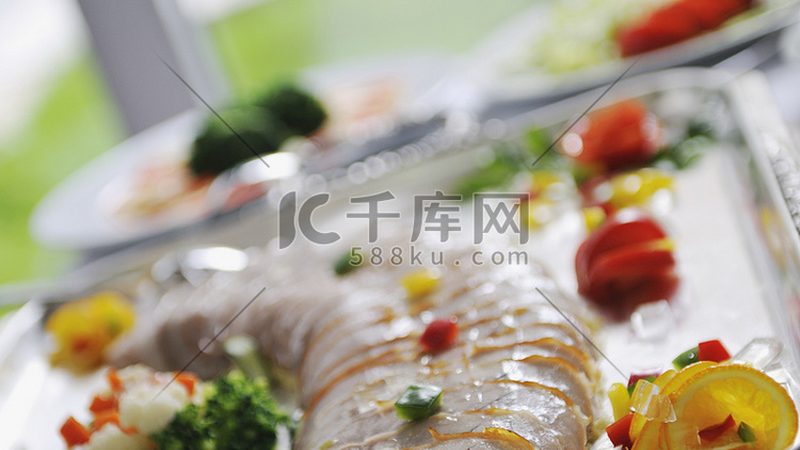 外观辨别：色泽、颗粒、气味